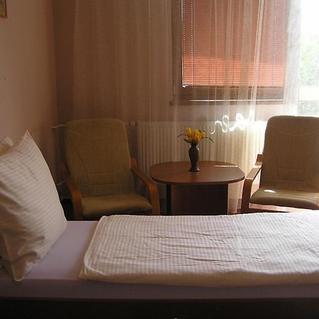 Hotel Slnecny Dvor Michalovce Værelse billede