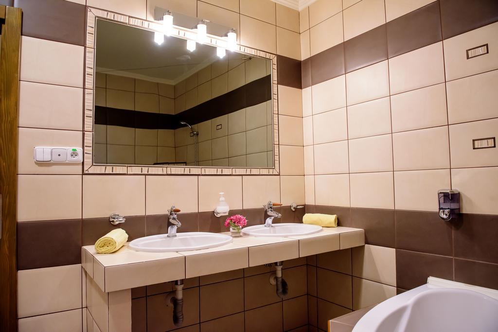 Hotel Slnecny Dvor Michalovce Værelse billede