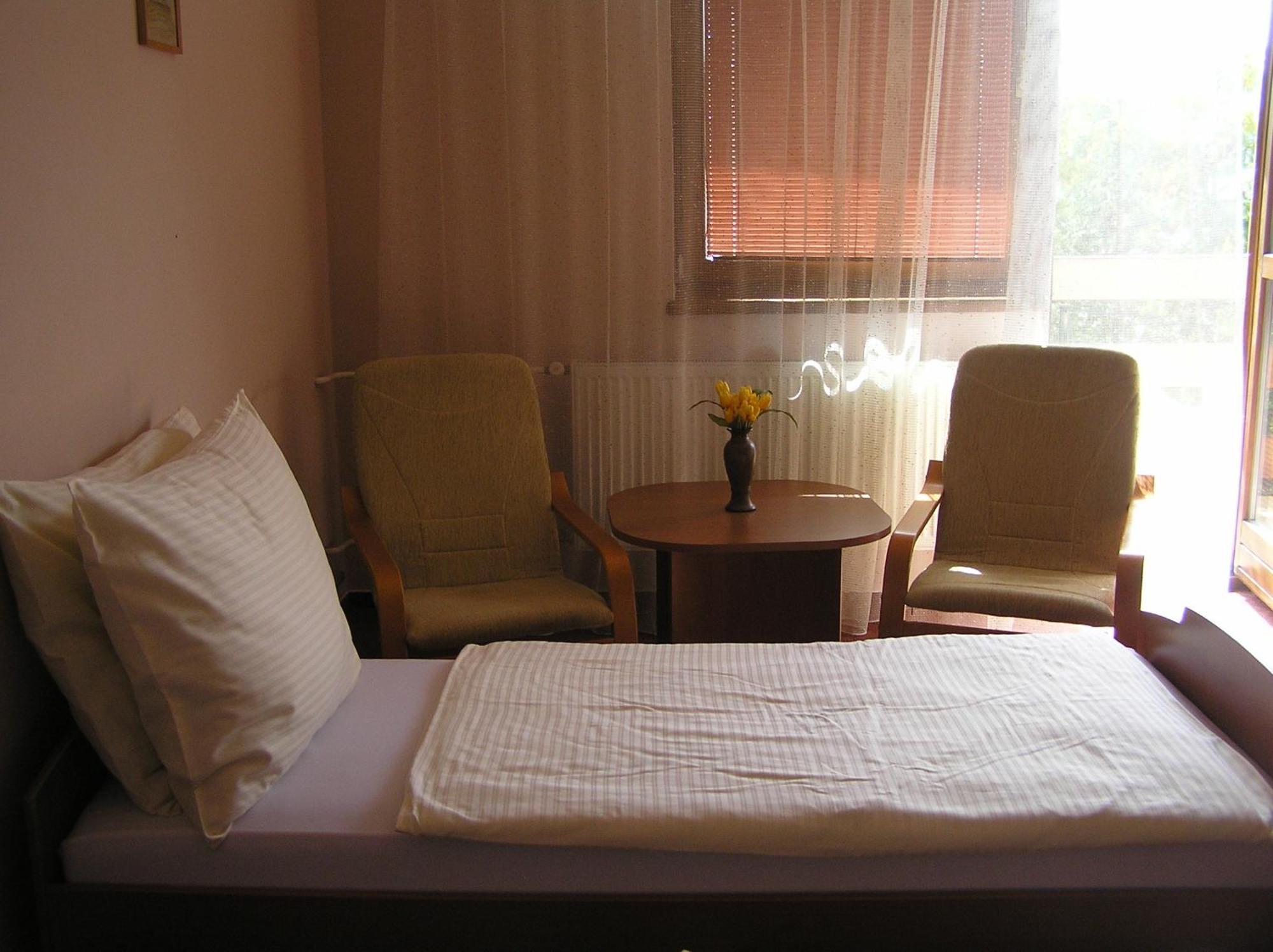 Hotel Slnecny Dvor Michalovce Værelse billede