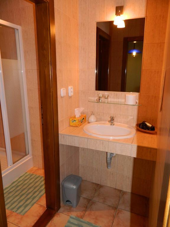 Hotel Slnecny Dvor Michalovce Værelse billede