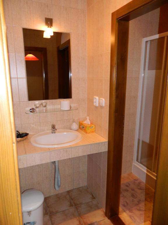 Hotel Slnecny Dvor Michalovce Værelse billede